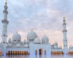 The Best Dubai Day-Trips The Best Guided Tours to Abu Dhabi and Oman from Dubai